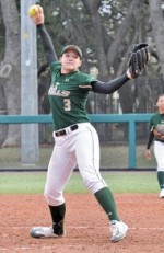 USF pushes No. 2 Florida to extra innings on opening weekend