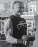 Vegan bodybuilder teaches getting buff without beef