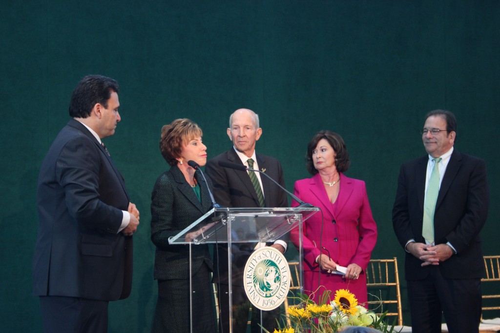 Mumas give USF largest donation in school history for College of Business
