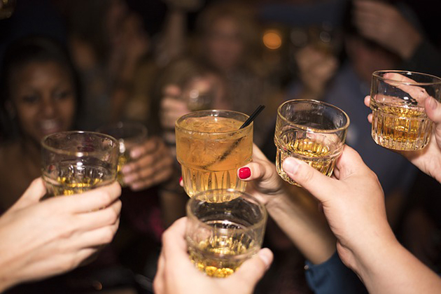 Fight against college binge drinking lacks force