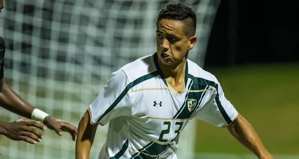 USF falls to No. 7 Maryland