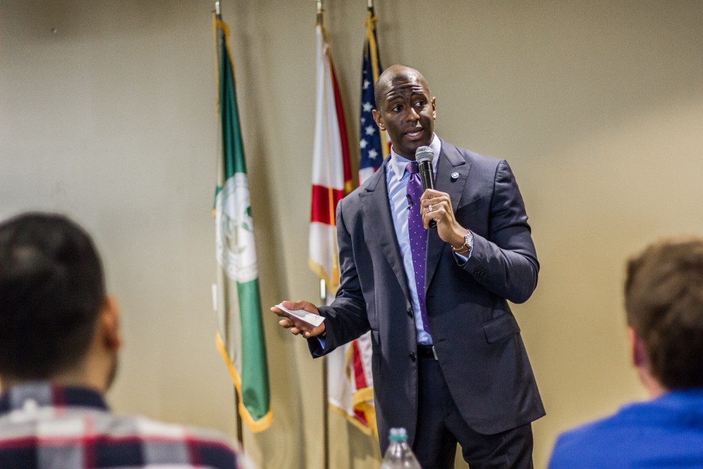 Andrew Gillum speaks to students about planned gubernatorial plea