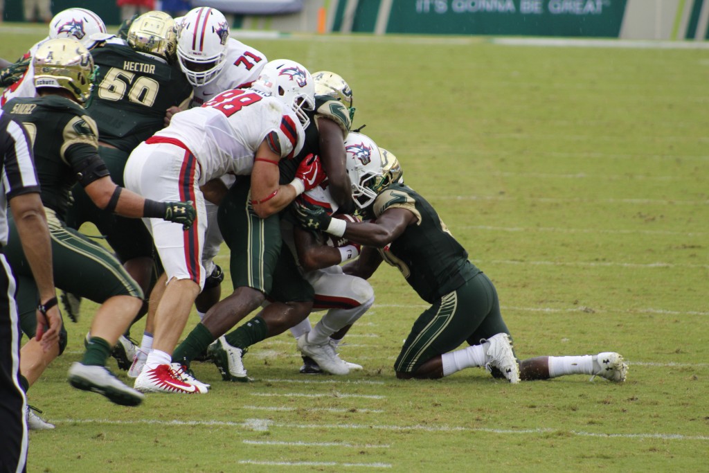 USF’s defense ready to lead Bulls against UConn