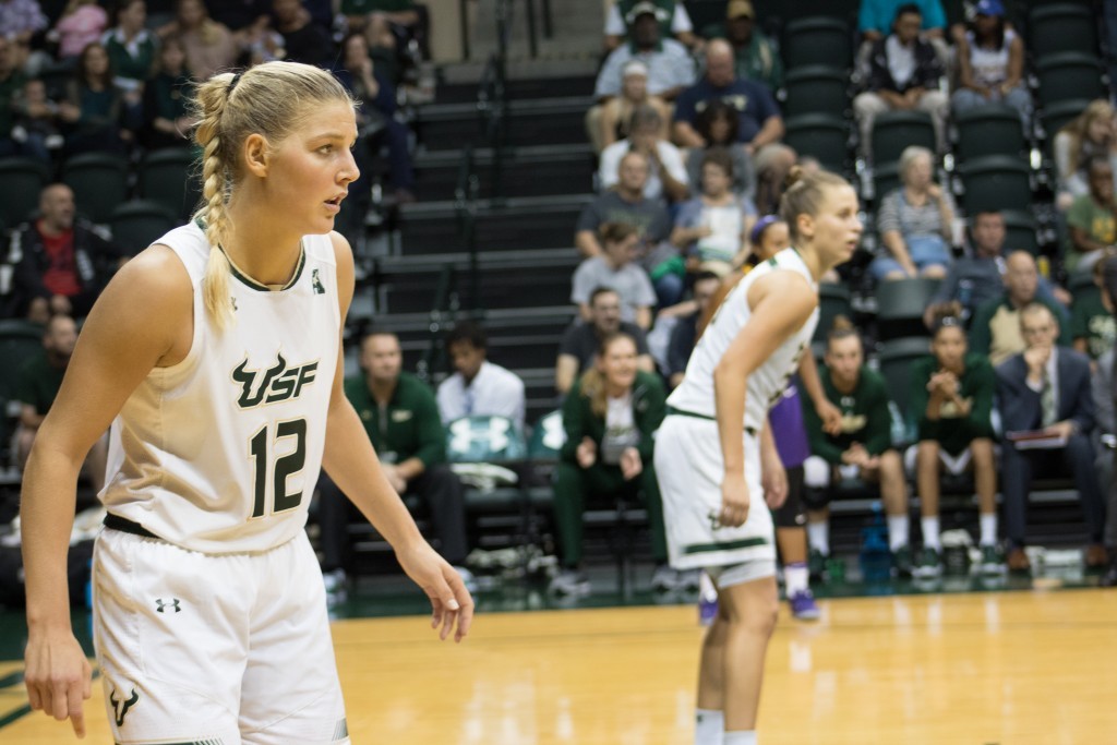 Women’s basketball downs UCF, will face UConn in AAC Championship on Tuesday