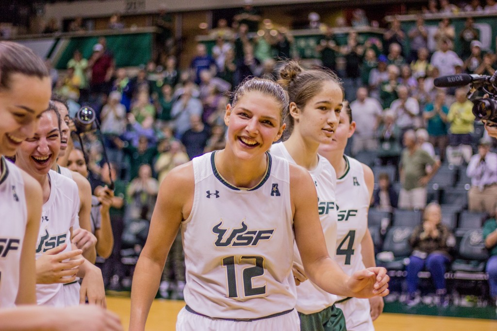 Notebook: USF routs ECU 80-44 in first round of AAC Tournament