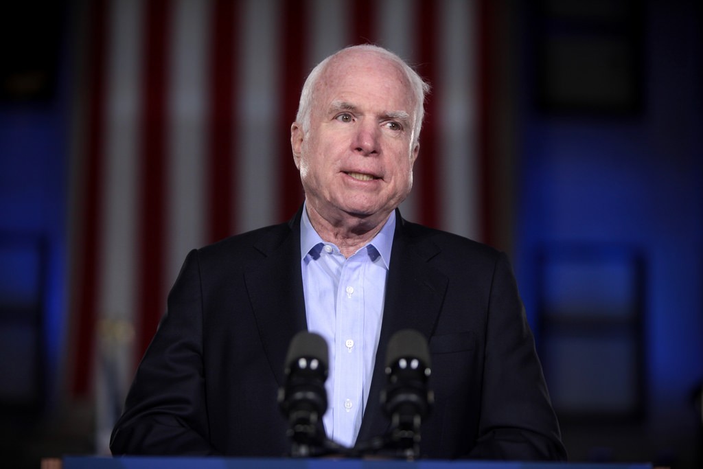 Future legislators should follow in Sen. John McCain’s footsteps