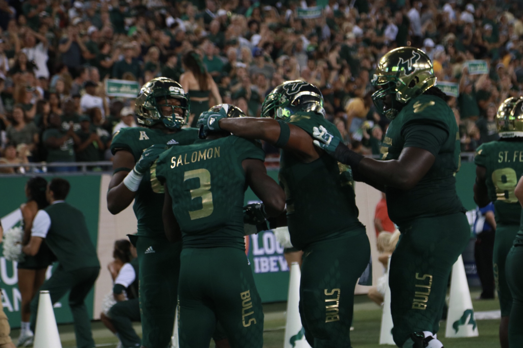 USF stays undefeated despite another slow start