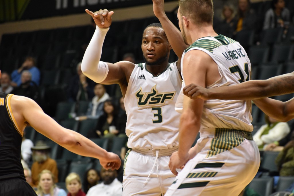 Despite shaky shooting, USF men’s basketball finds success with free throws, defense