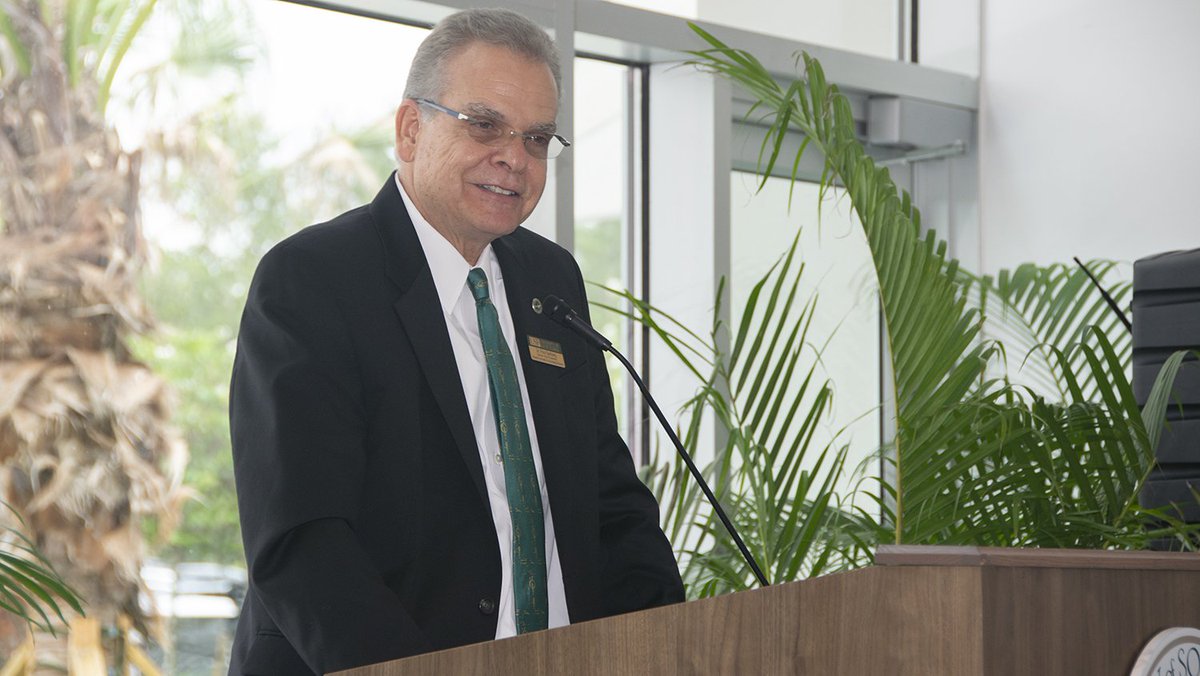 USF Research Senior Vice President Paul Sanberg to be second top-level resignation of the semester