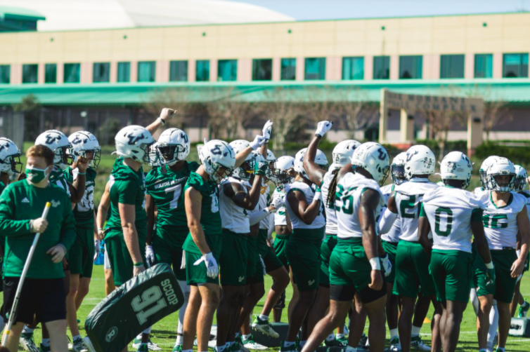 NOTEBOOK: USF football to return to full-capacity seating in fall