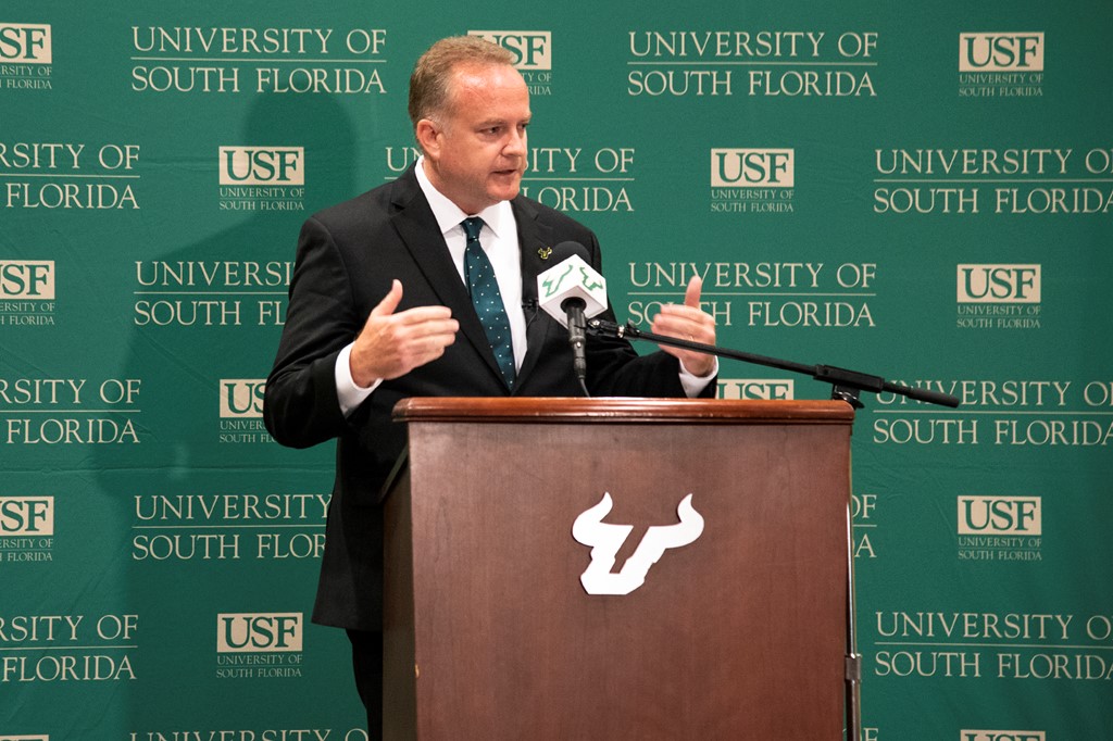 USF extends Kelly’s contract through 2028