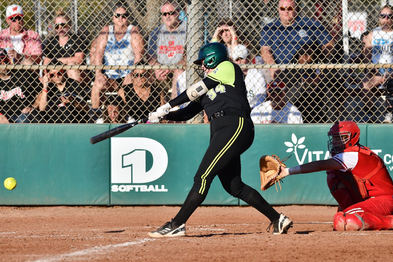 NOTEBOOK: Softball ranked in Top 25 after weekend success