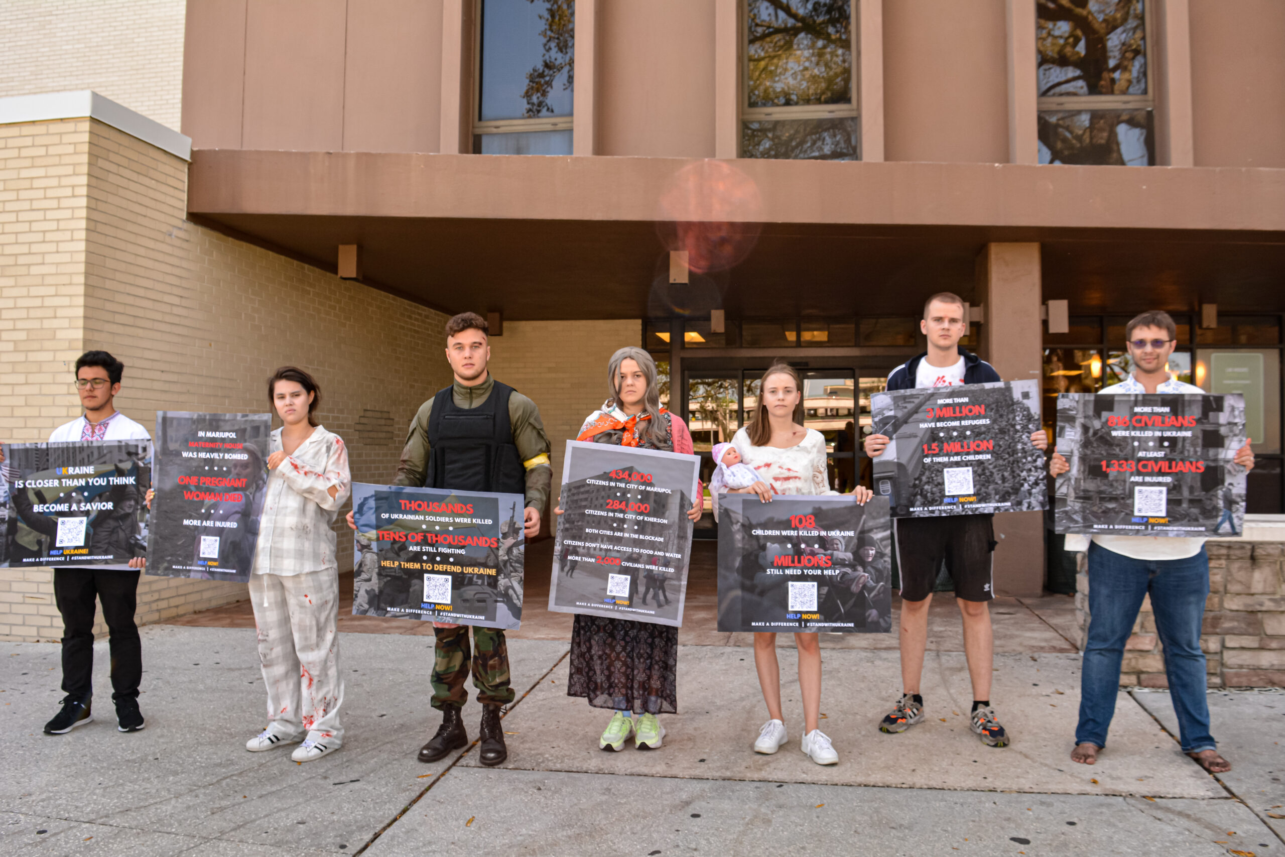 International students gather in protest of Russia’s war on Ukraine – Photo Gallery