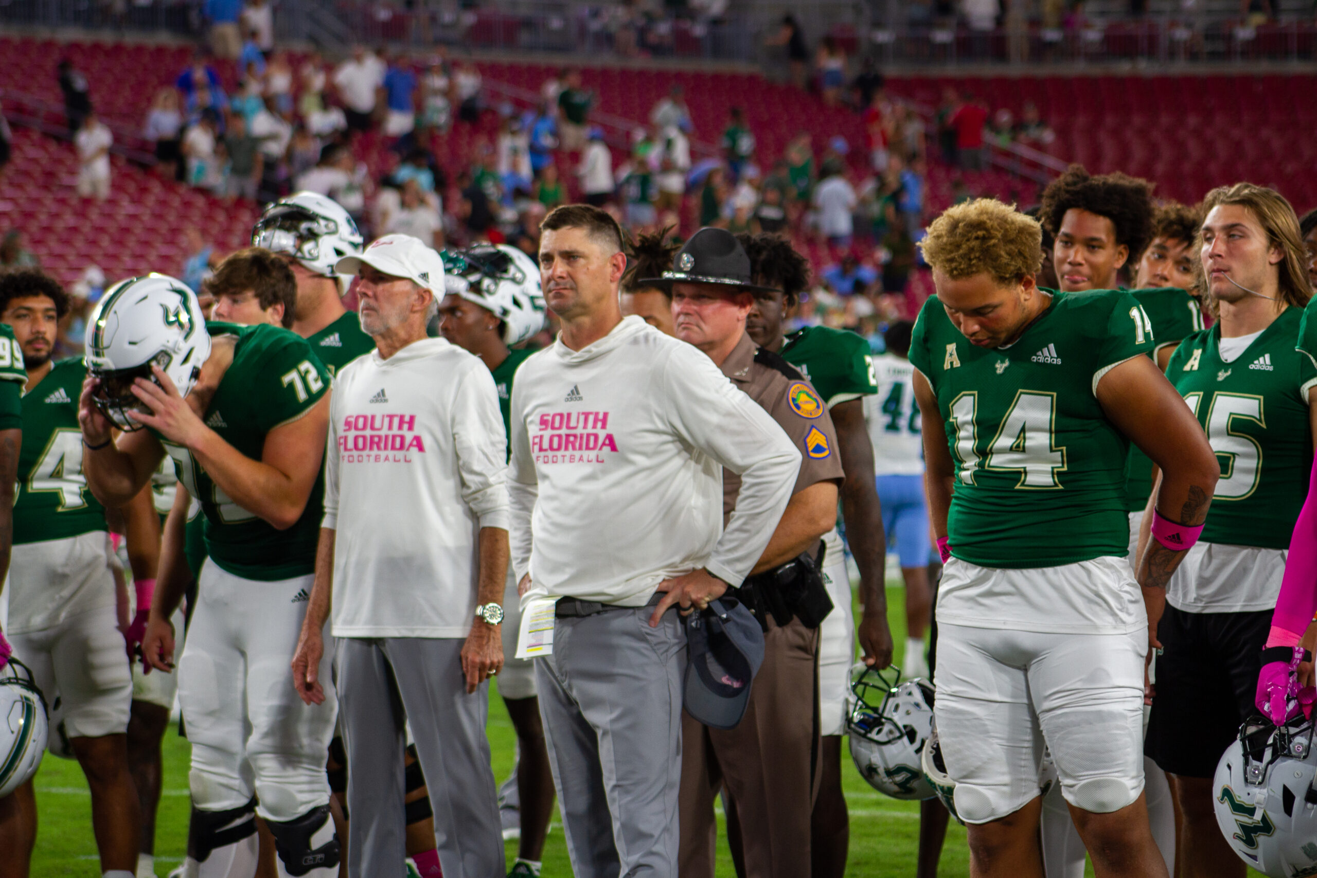 Coach Jeff Scott accepts responsibility for 54-28 loss to Temple – The  Oracle
