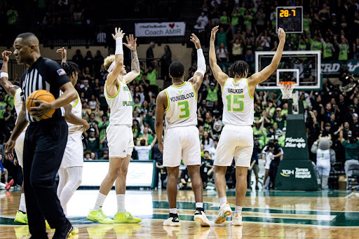 Men's basketball looks to ride momentum from three-game winning